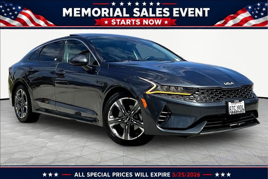 2022 Kia Optima EX FWD's photo