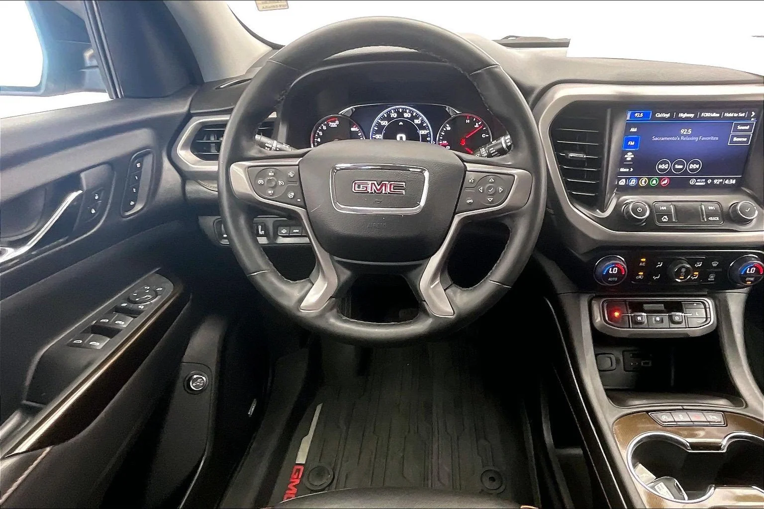 Used 2023 Summit White GMC AT4 image 4