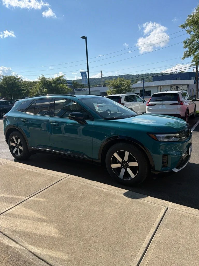 New 2026 North Shore Pearl Honda AWD Touring image 4