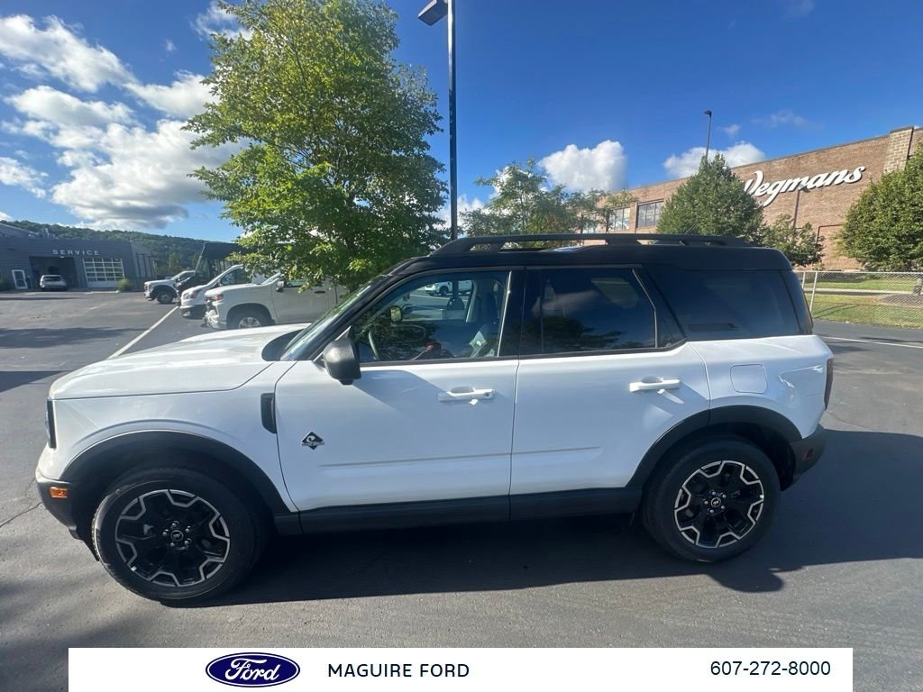 New 2026 Oxford White Ford Outer Banks® image 7