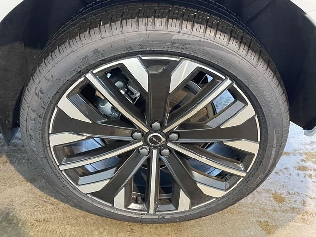 2026 Volvo XC60 Ultra - Photo 10