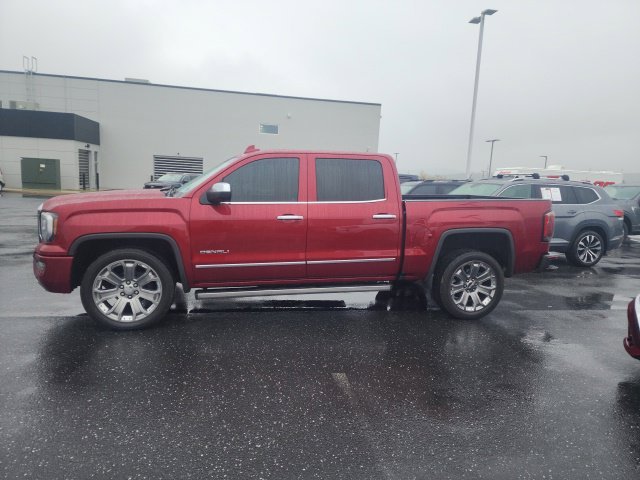 Used 2018 Red GMC Denali image 4