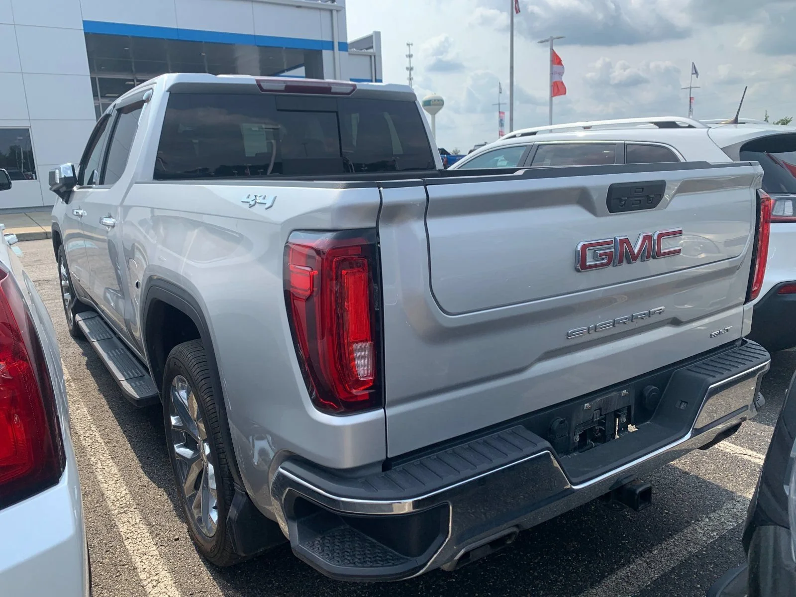 Used 2020 QUICKSILVER METALLIC GMC SLT image 3