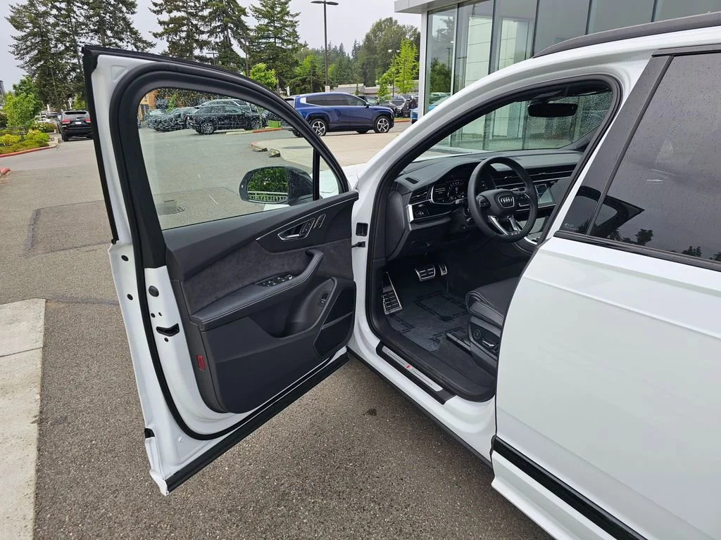 Used 2025  Audi Prestige image 19