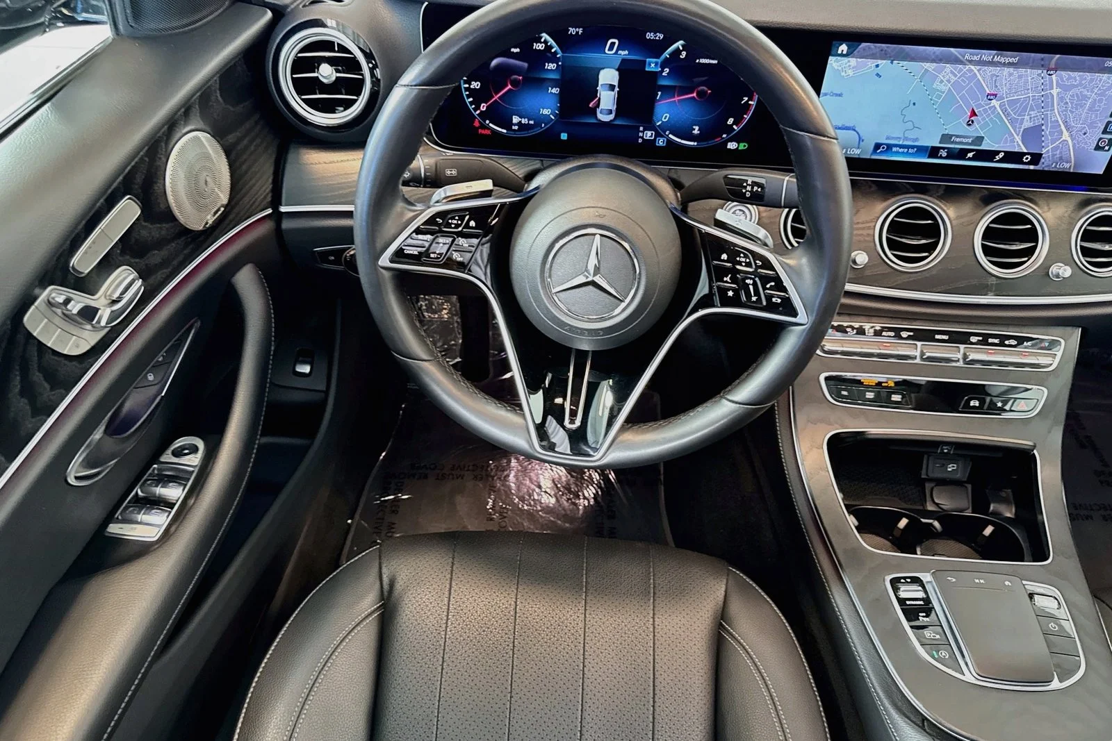 Used 2022 Graphite Grey Metallic Mercedes-Benz E 350 image 21