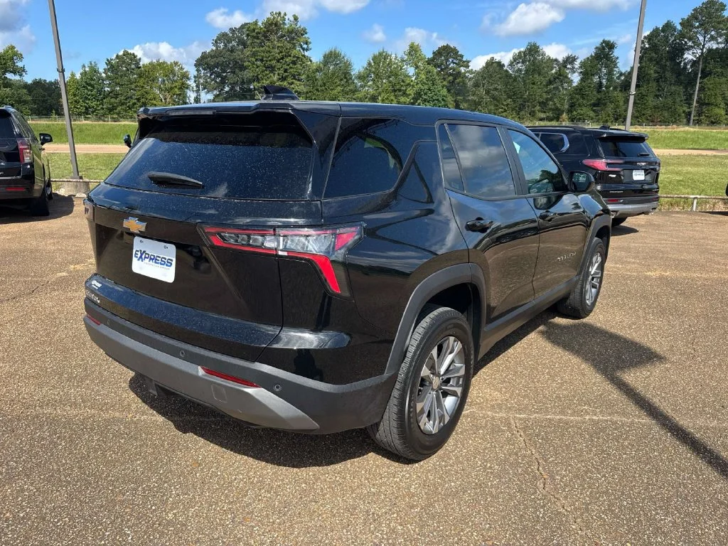 Used 2025 Black Chevrolet LT image 8
