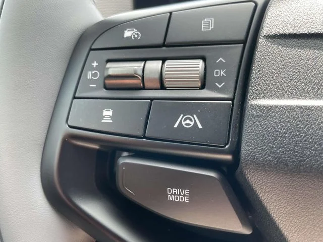 New 2026 Gray Kia Wind image 28