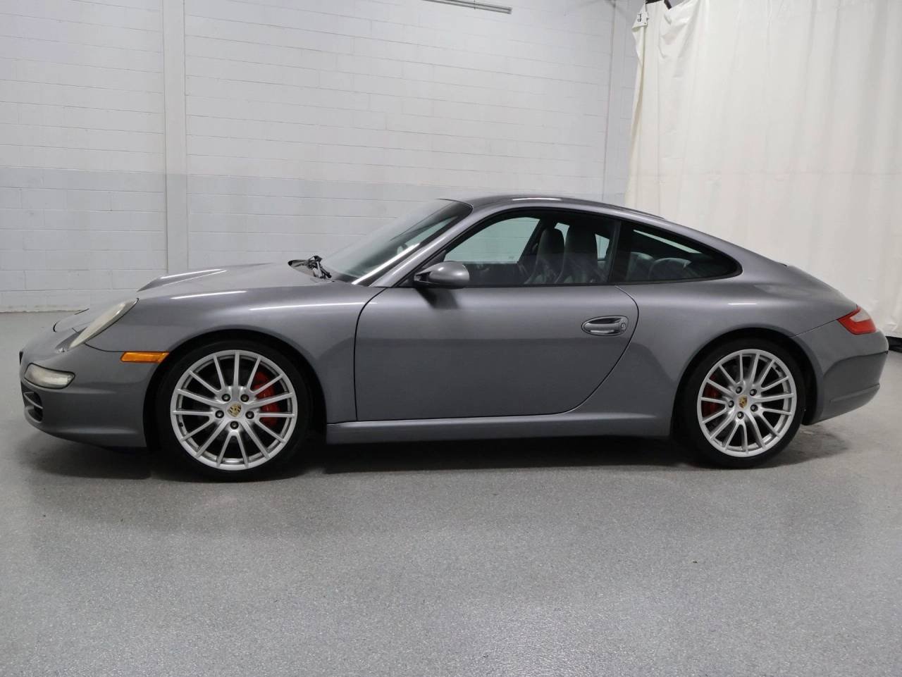 Used 2005 Seal Grey Metallic Porsche Carrera S image 2
