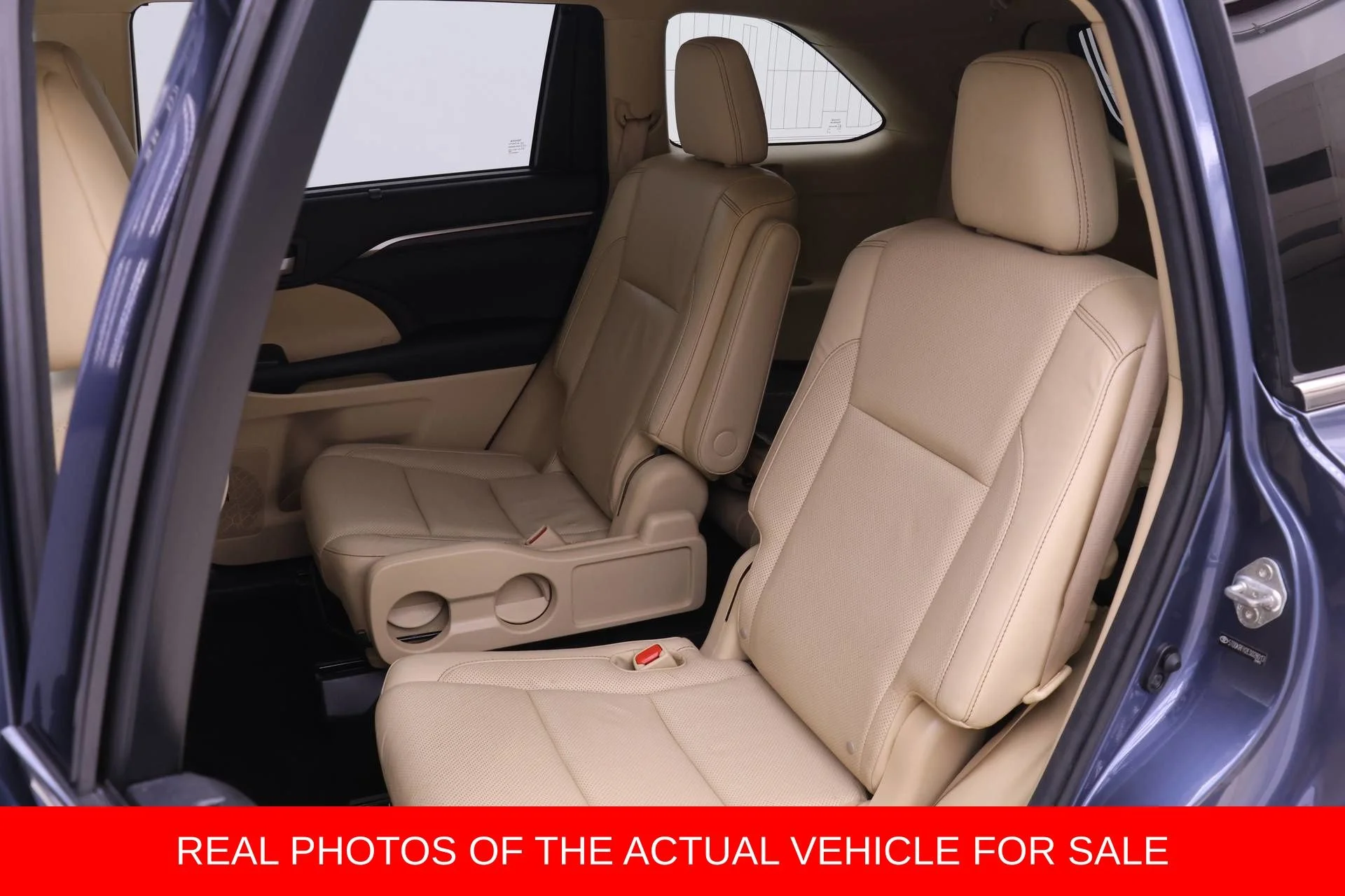 Used 2014 Blue Toyota Limited image 9
