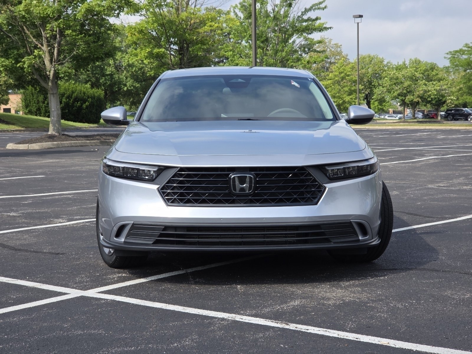 Certified Used 2024 Solar Silver Metallic Honda EX image 15