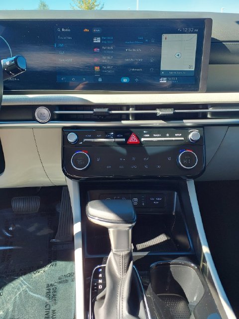 Used 2025 Blue Hyundai SEL Convenience image 31