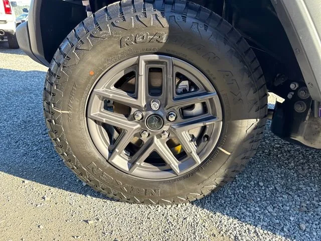 New 2026 Reign Jeep Sport S image 27