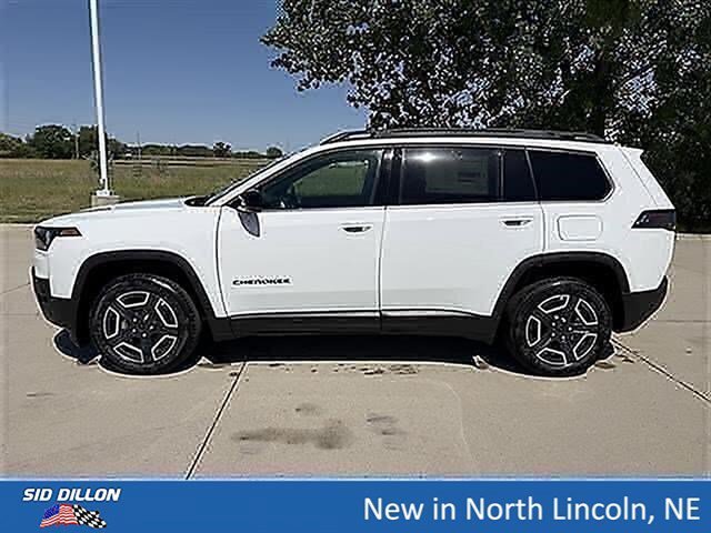 New 2026 Bright White Clearcoat Jeep Limited image 2