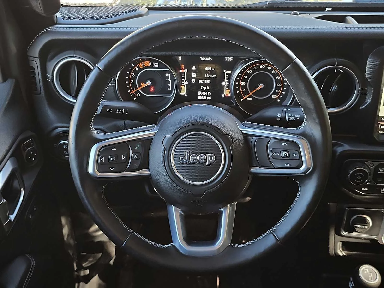 Used 2021 Sting-Gray Clearcoat Jeep Overland image 27