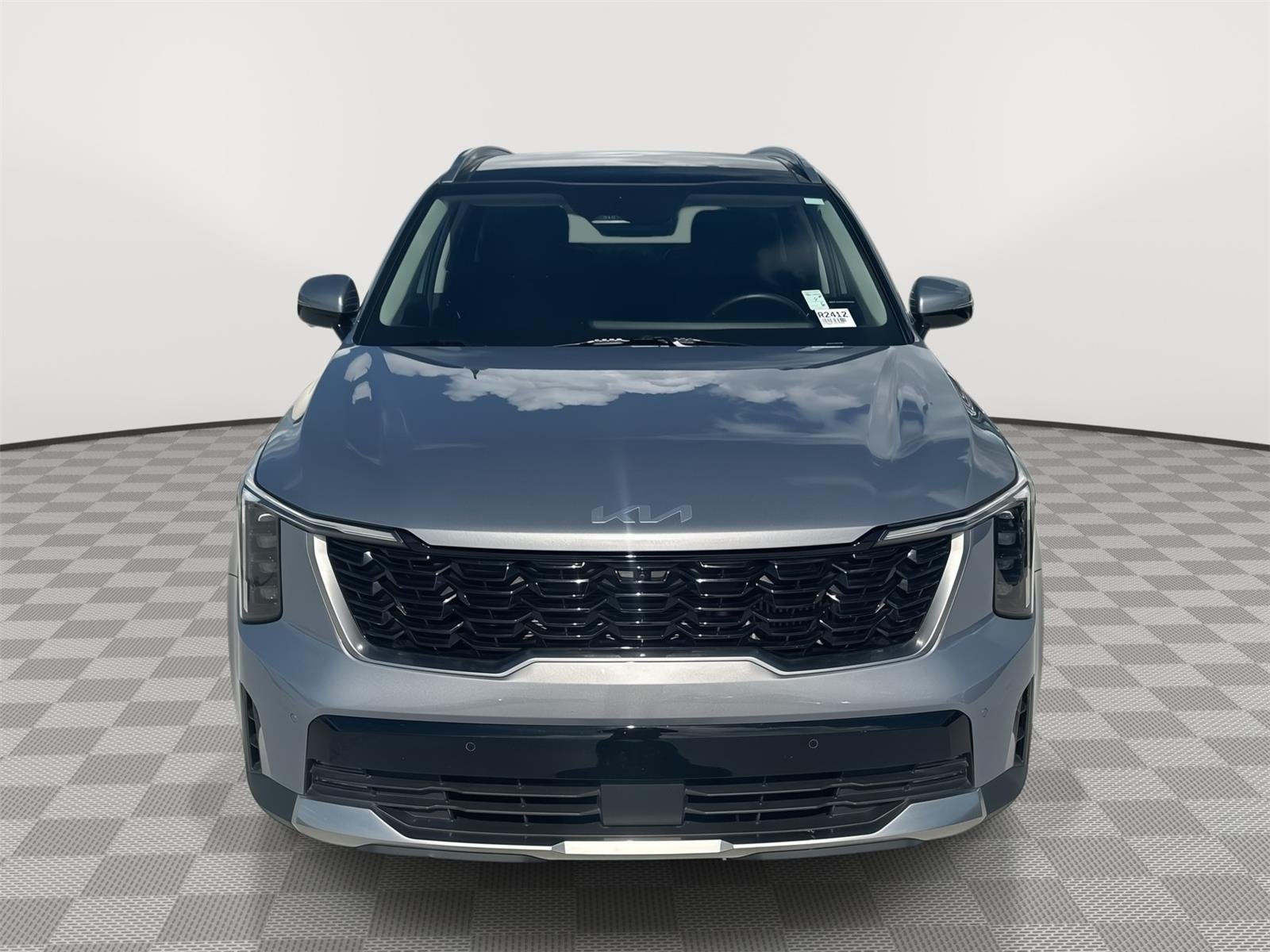 Used 2025 Everlasting Silver Kia SX image 2