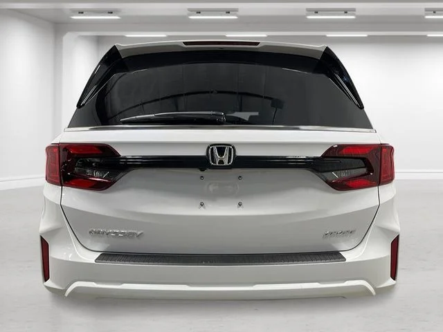 New 2026 Platinum White Pearl Honda Sport-L image 4