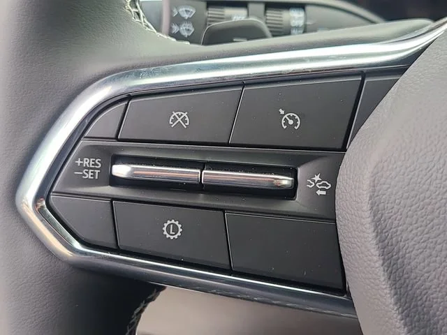 New 2026 Summit White Chevrolet LT image 25