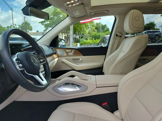 Used 2022 White Mercedes-Benz GLE 350 image 15