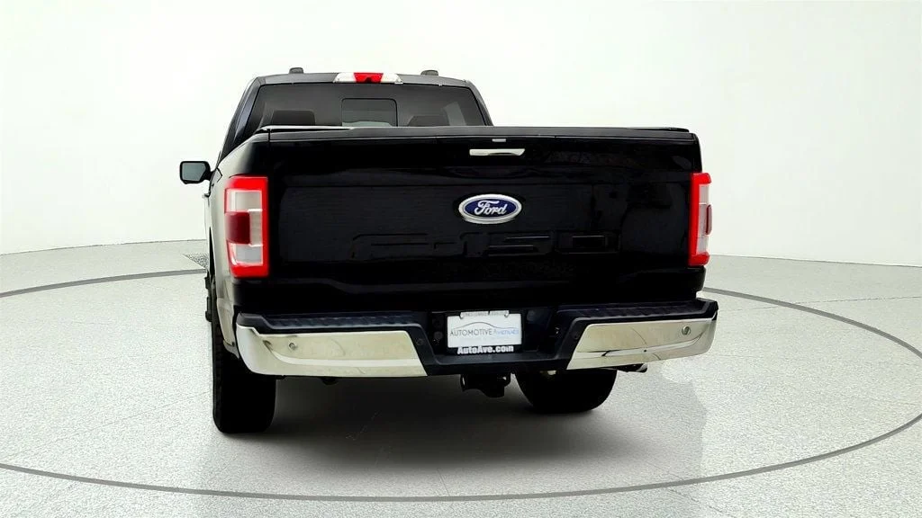 Used 2022 Agate Black Metallic Ford LARIAT 4WD SuperCrew 5.5