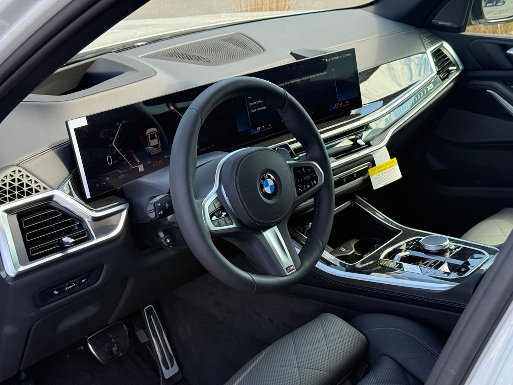 New 2026 Alpine White BMW xDrive40i image 5