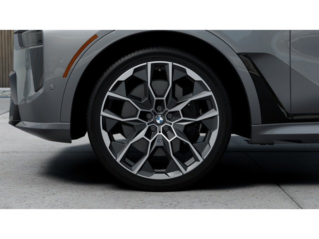 New 2027 Skyscraper Grey Metallic BMW X7 40i image 7