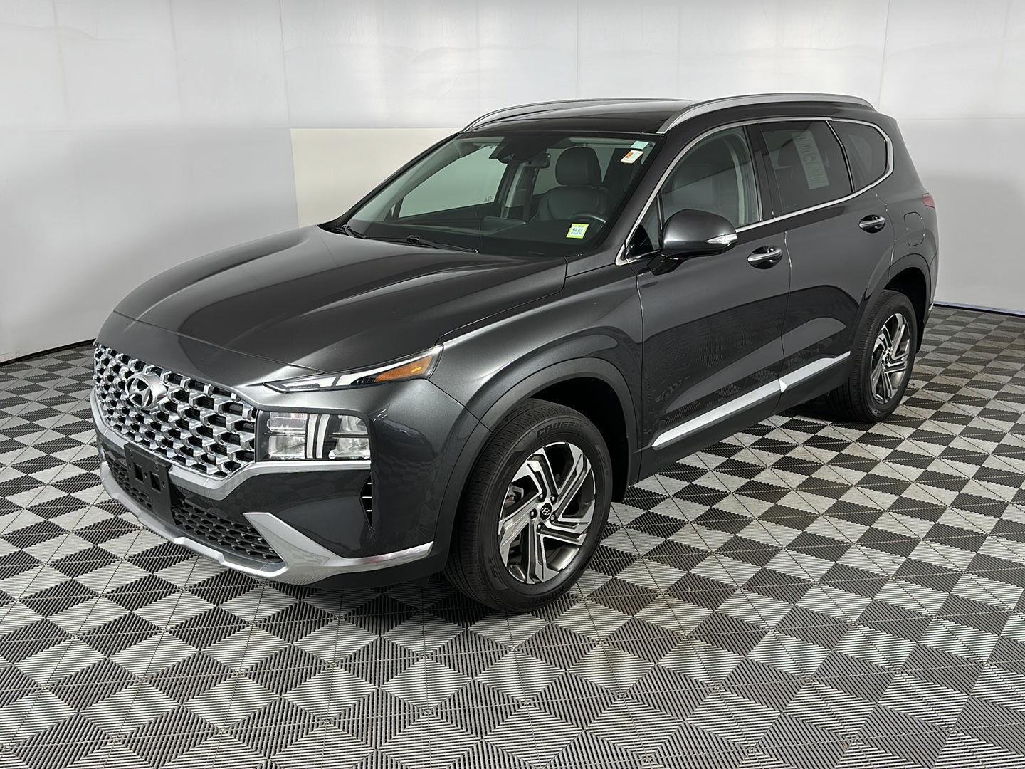 Used 2022 Portofino Gray Hyundai SEL image 11