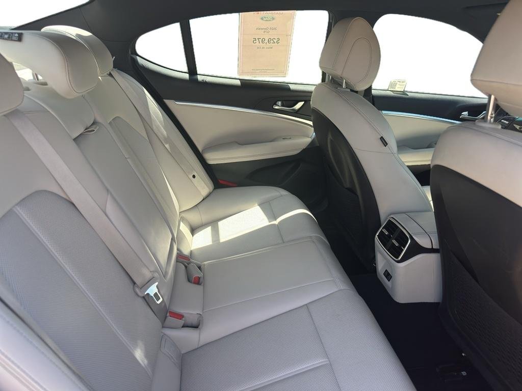 Used 2025  Genesis 2.5T image 5