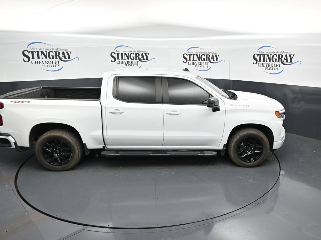 Used 2023 SUMMIT WHITE Chevrolet RST image 25