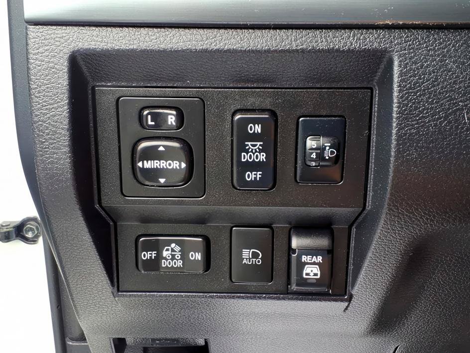 Used 2019 Super White Toyota TRD Pro image 26