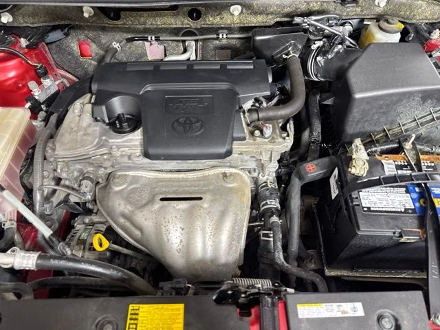 Used 2013 Barcelona Red Metallic Toyota XLE image 9