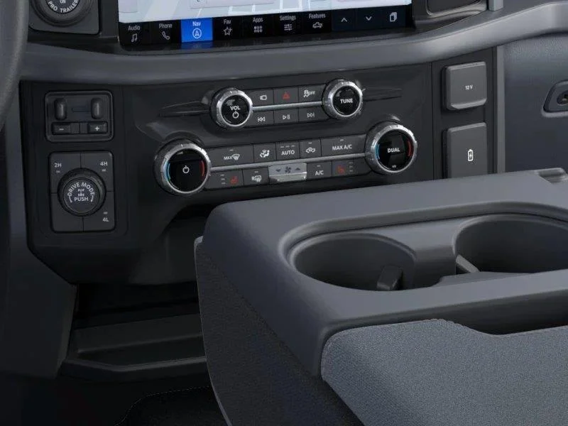 New 2026 Agate Black Ford XLT image 6