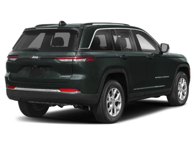 Used 2023 Rocky Mountain Pearlcoat Jeep Limited image 2