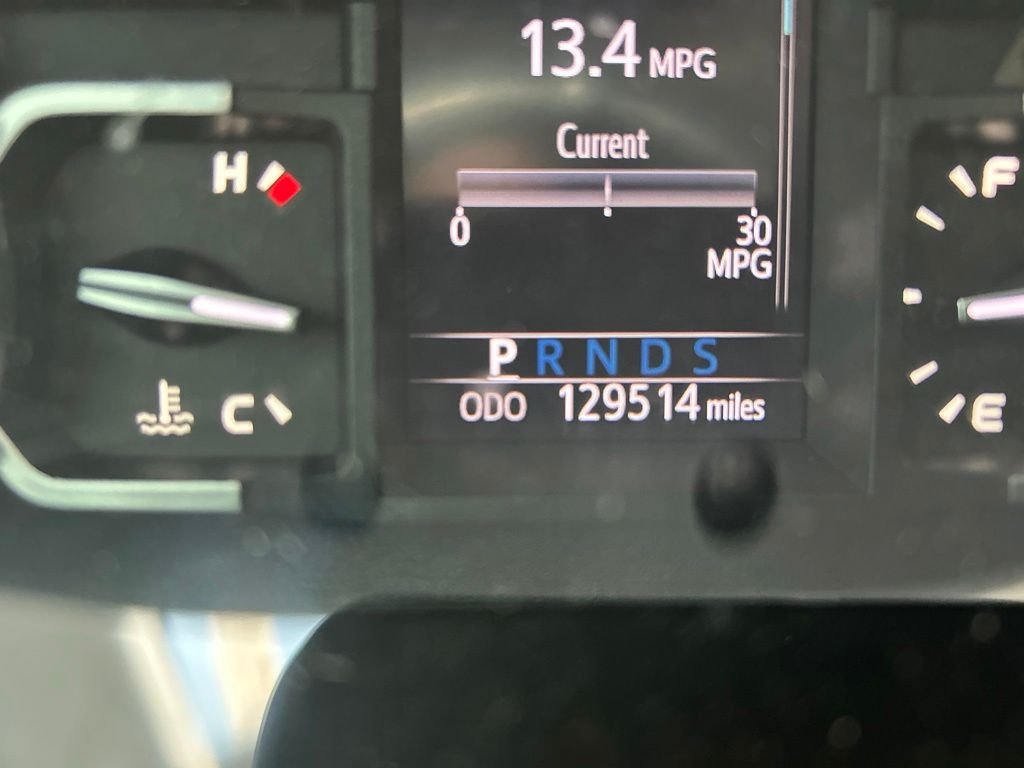 Used 2019 Gray Toyota SR5 image 4
