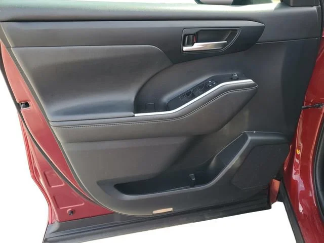 Used 2021 Red Toyota XLE image 8