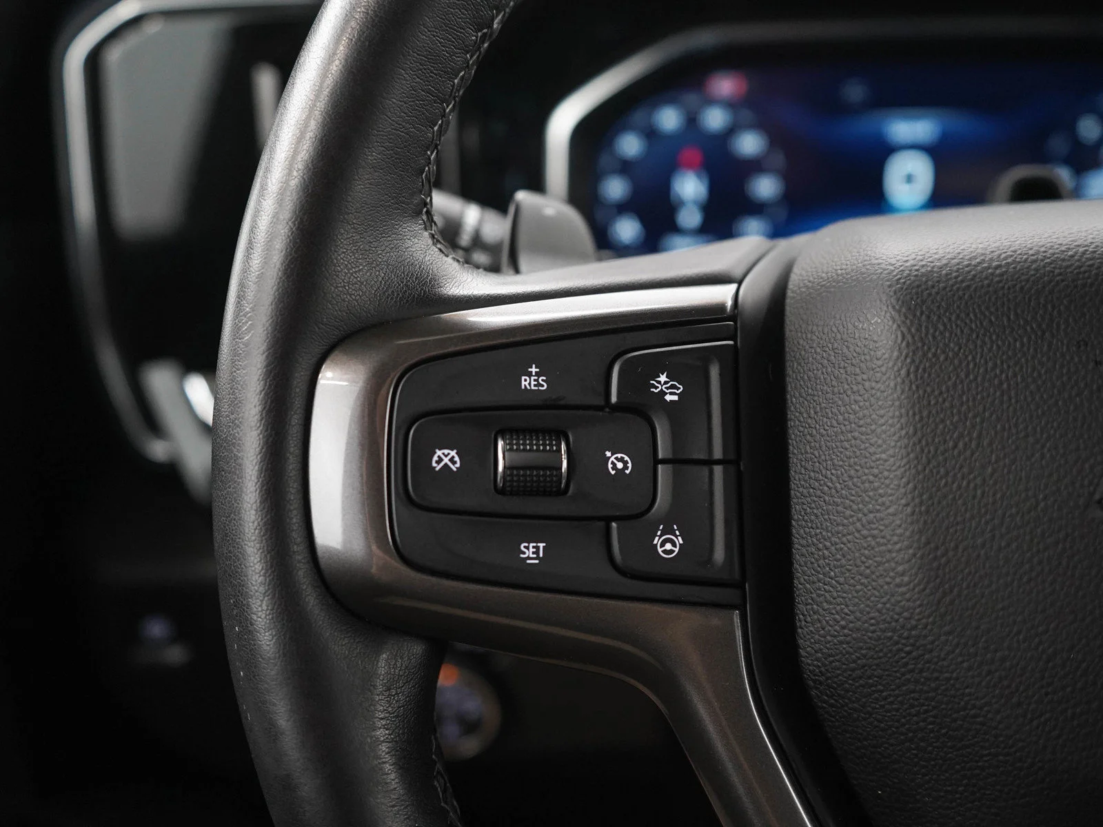 Used 2025 Black Chevrolet High Country image 23