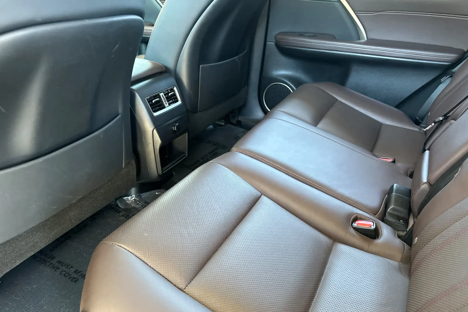 Used 2019 Eminent White Pearl Lexus  image 4