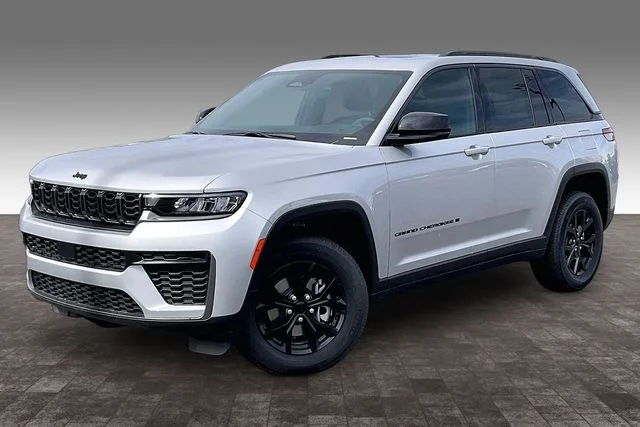2026 Jeep Grand Cherokee Altitude