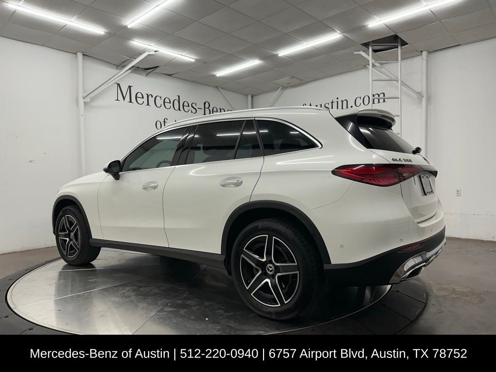 Certified Used 2026 White Mercedes-Benz GLC 300 image 5