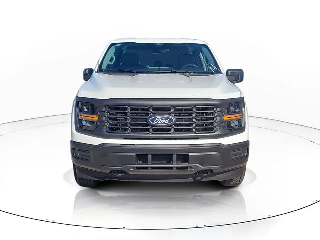 New 2026 Oxford White Ford XL image 2