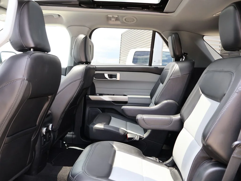 Certified Used 2023 Gray Metallic Ford XLT image 21