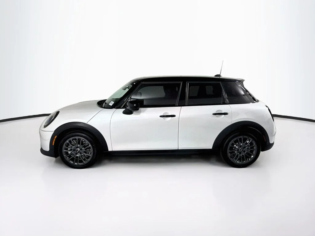 New 2026 Nanuq White Metallic MINI Signature Plus image 8