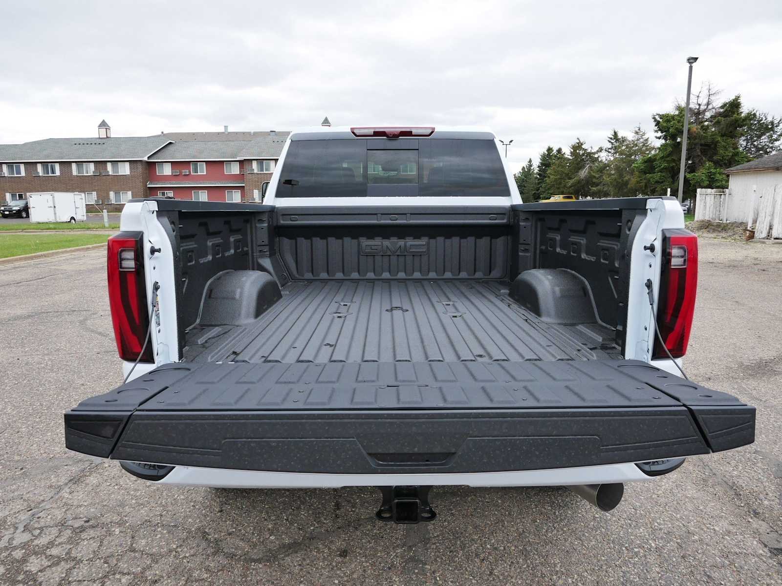 2026 GMC Sierra 2500HD Denali Ultimate - Photo 10