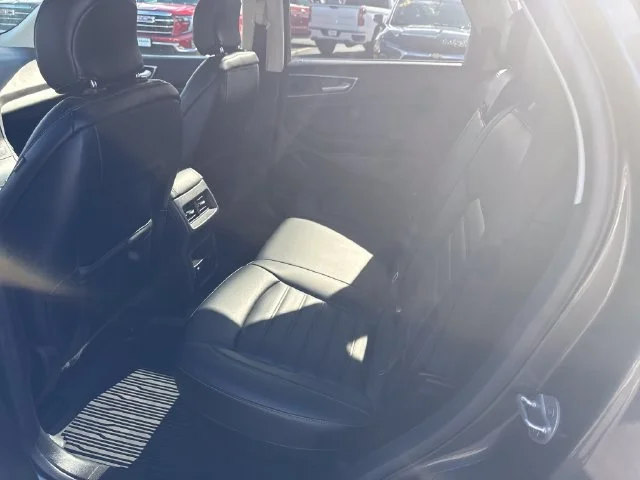 Used 2019 Gray Ford SEL image 29