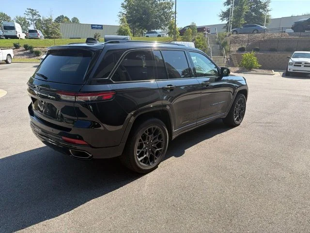 Used 2024 Black Jeep Summit Reserve 4xe image 6