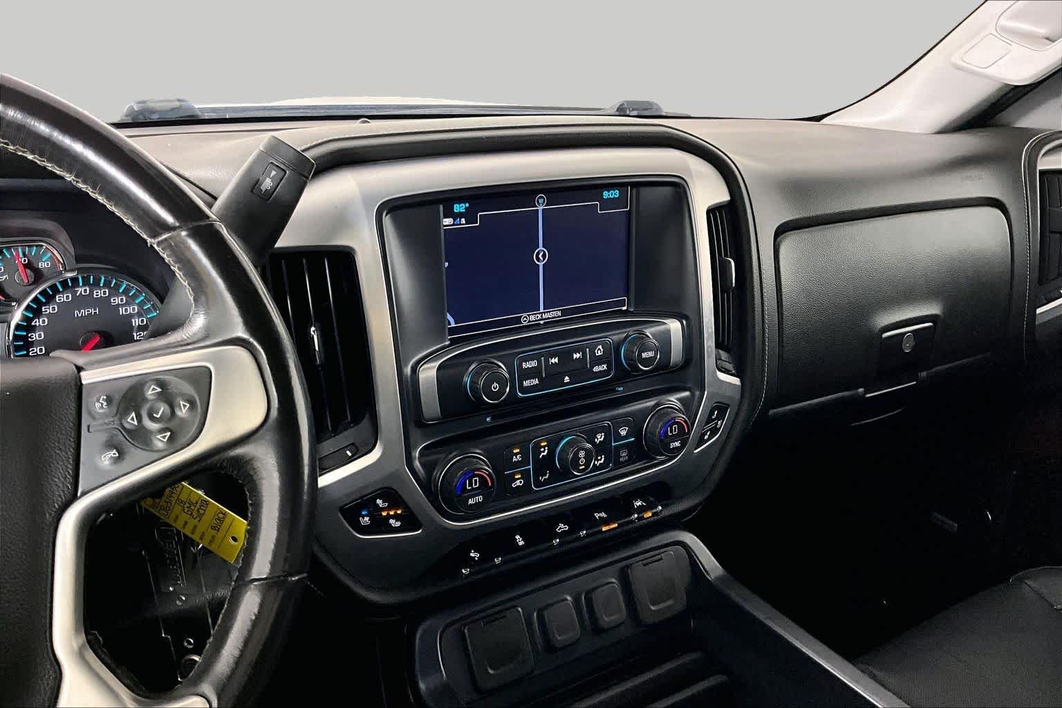 Used 2018 Onyx Black GMC SLT image 7