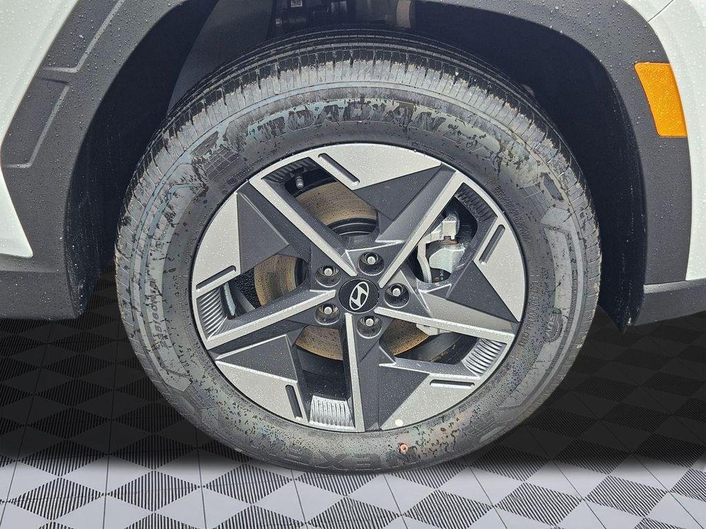 New 2026 White Hyundai SEL AWD image 31