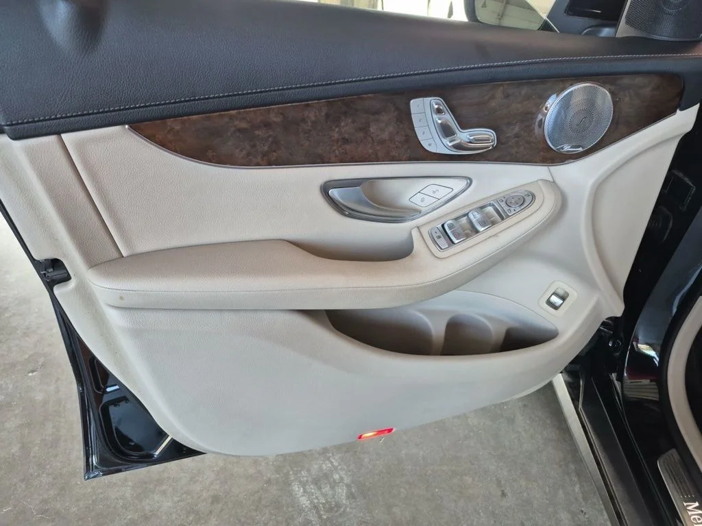 Used 2017 Black Mercedes-Benz GLC 300 Coupe image 4