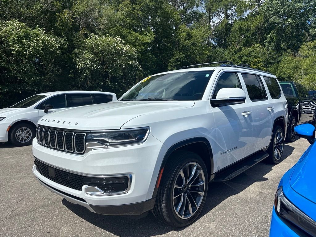 Used 2022 White Jeep Series II image 3