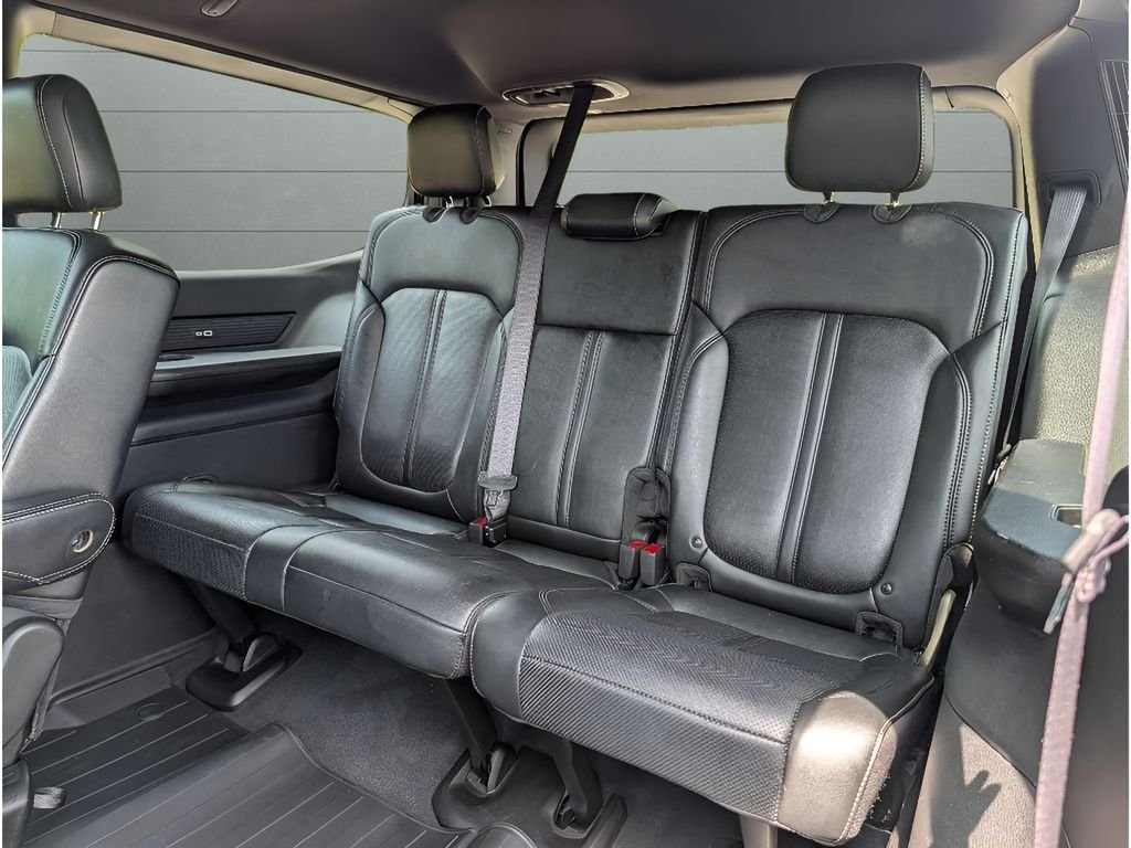 Used 2024 Baltic Gray Metallic Clearcoat Jeep Series II image 30