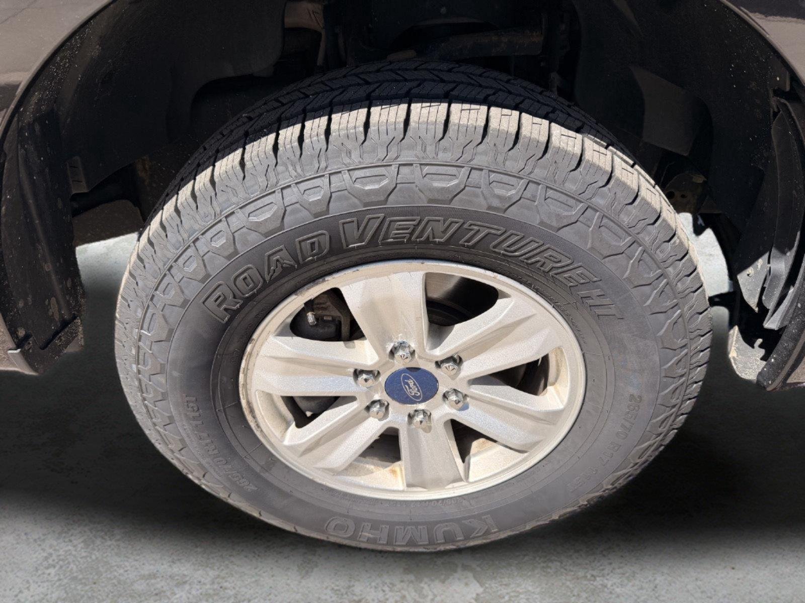 Used 2015 Tuxedo Black Metallic Ford XL image 21